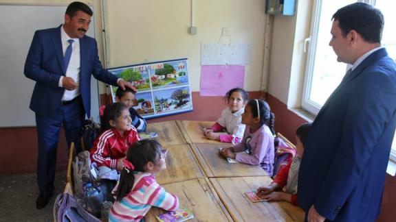 Kaymakamımız İbrahim Gültekin in Okullarımıza ziyaretleri